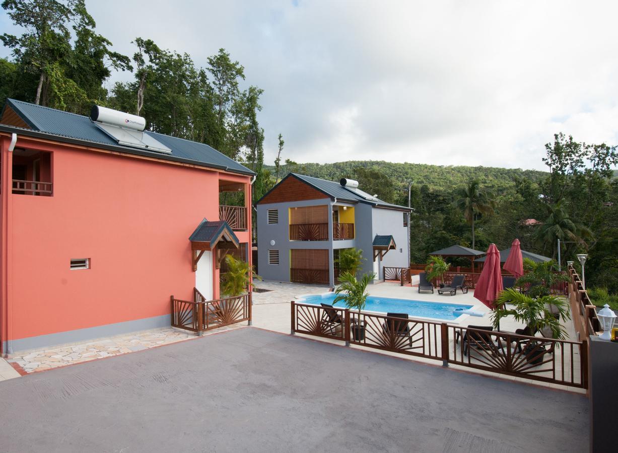 Les Gites du Bonheur Deshaies Extérieur photo