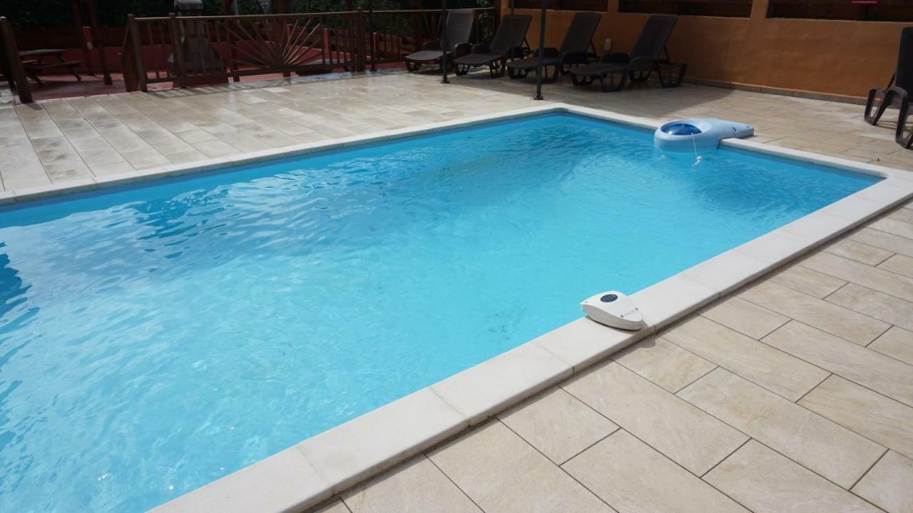 Les Gites du Bonheur Deshaies Extérieur photo