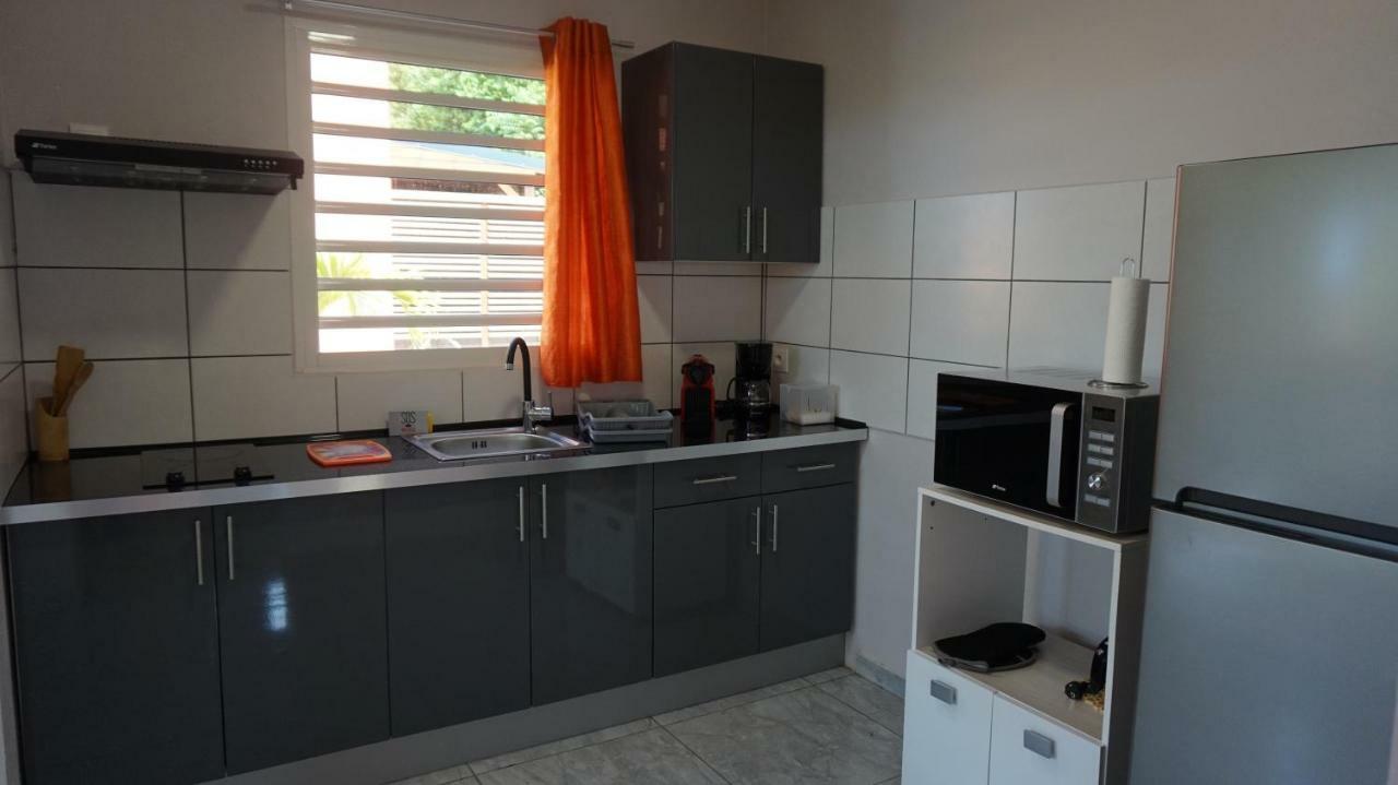 Les Gites du Bonheur Deshaies Extérieur photo